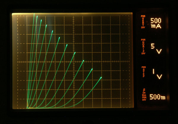 Yamaha 2SK77 VFET #2.jpg (643.17 KiB) Viewed 17228 times Yamaha 2SK77 VFET #2.jpg