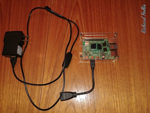 RPi4B-small.jpg (436.28 KiB) Viewed 19168 times RPi4B-small.jpg