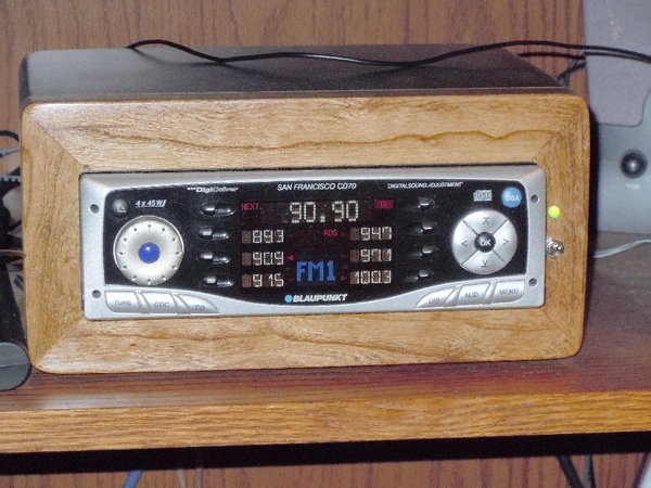 Blaupunkt in a custom housing_small.jpg
