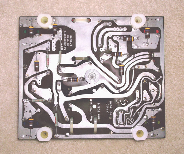 B&W 802-80 Upgraded Crossover B.jpg (282.36 KiB) Viewed 39862 times B&W 802-80 Upgraded Crossover B.jpg